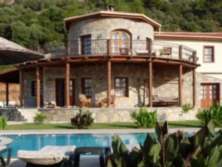 Villa Zu Verkaufen In Dalyan In 3500M2 Grundstück