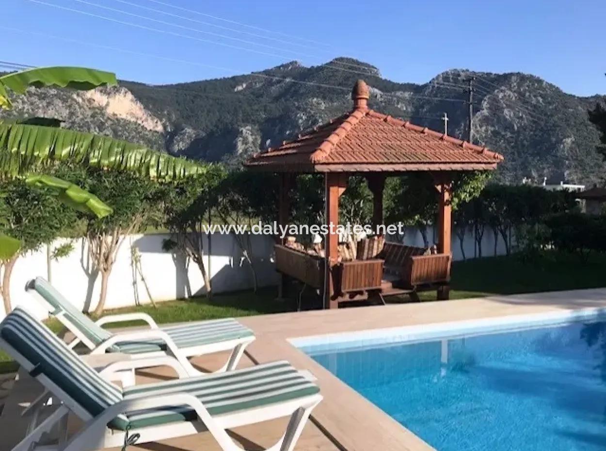 3 1 Villas For Sale In A Plot Of 645M2 In Arıkbaşı, Dalyan