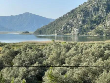 1,136M2 Field Plot For Sale With Çandır Lake View