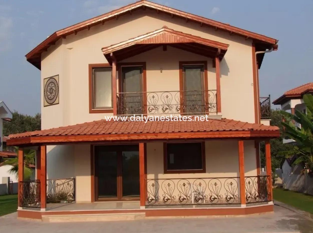 Dalyan Satılık Villa Dalyan 675M2 Arsa İçinde 4+1 Müstakil Satılık Villa