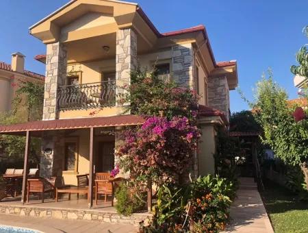 Dalyan Satılık Villa Dalyan Merkezde Lüks 3+1 Satılık Villa