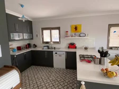 Okçular'da Satılık Villa Lüks 5 Yatak Odalı Satılık Villa