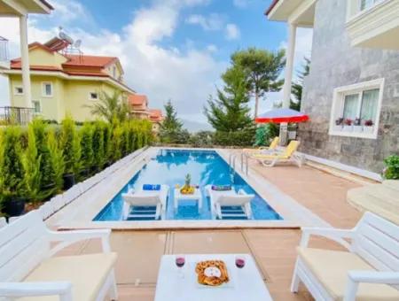 Fethiye Ovacık'ta 4+1 Satılık Villa